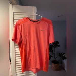 Men’s Nike Dri-Fit Shirt | Medium | Very Good Condition